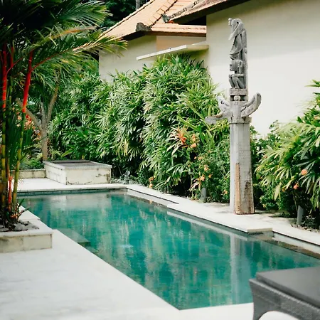 Aloka Bahari Villas